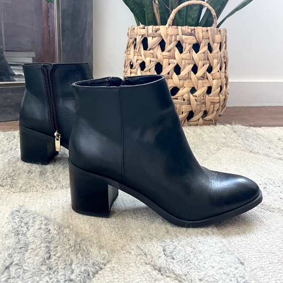 Vince Camuto Black Leather Zip Boot - Picture 2 of 8